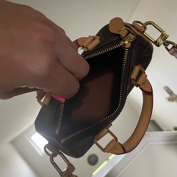 Louis Vuitton nano speedy monogram handbag - Picture 6 of 16